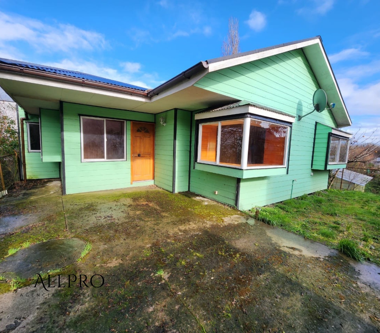 Venta amplia casa en el centro de Ancud gran ubicación 2D y 2B